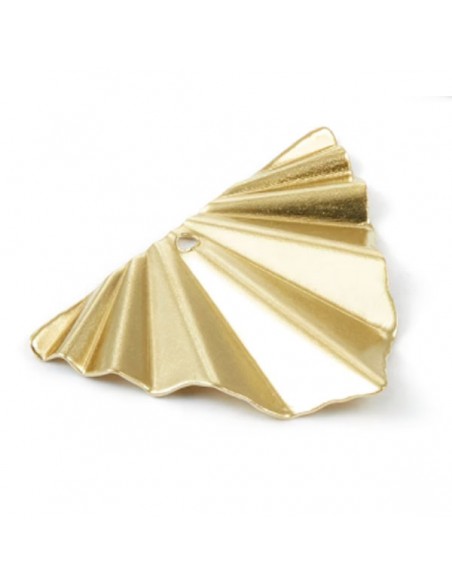 Charm dorato ventaglio triangolare plisettato 29x22 mm, x 1