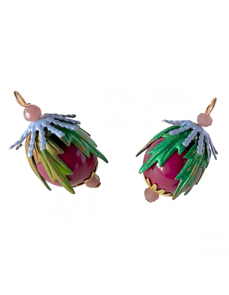 Charm "Le Bacche" realizzato a mano con perle in resina prugna, semicristalli, fiori in metallo vintage circa 30x21mm
