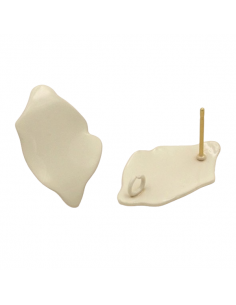 Orecchini a perno petalo di fiore smaltati panna 23x15mm,...