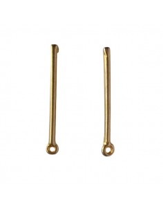 Orecchino a perno oro matt barretta 30x2mm, una coppia
