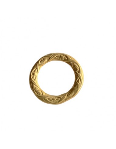 Charm anello chiuso dorato matt con arabesque...