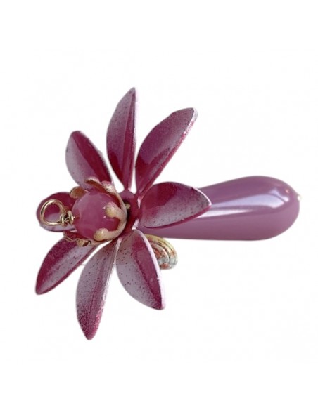 Charm "Le Bacche" di Koccode fatto a mano con perla in resina lilla, fiori vintage smaltati 42x32 mm, x 1