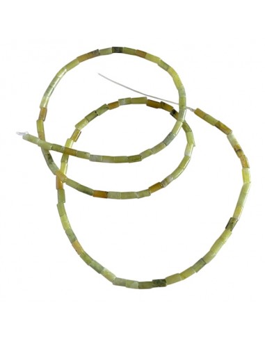 Filo di circa 38 cm di micro tubetti in pietra dura verde varigati 2x4mm