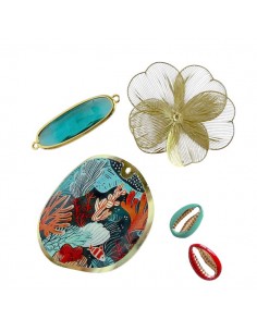 Confezione "Bora Bora" composto da un charms stampato, un...