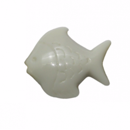 Pesce bianco latte in resina con foro passante per la bocca, circa 44 mm,  x 1