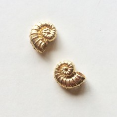 Charm in metallo, conchiglia colore oro 19*16mm