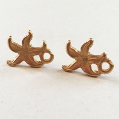 Orecchino a chiodo dorato piccola stella marina 12x10 mm