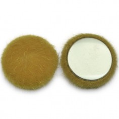 Coppia di cabochons in pelo sintetico color ocra con...