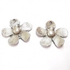 Charm fiore a cinque petali color argento anticato 33x36...