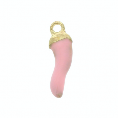 Charm peperoncino rosa con rifiniture dorate 14 mm, x 1