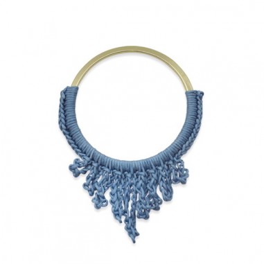 Pendente anello dorato piatto con ricamo in...