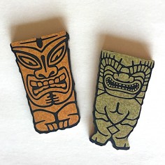 Coppia di Cabochon in legno TIKI 5,46x3 cm