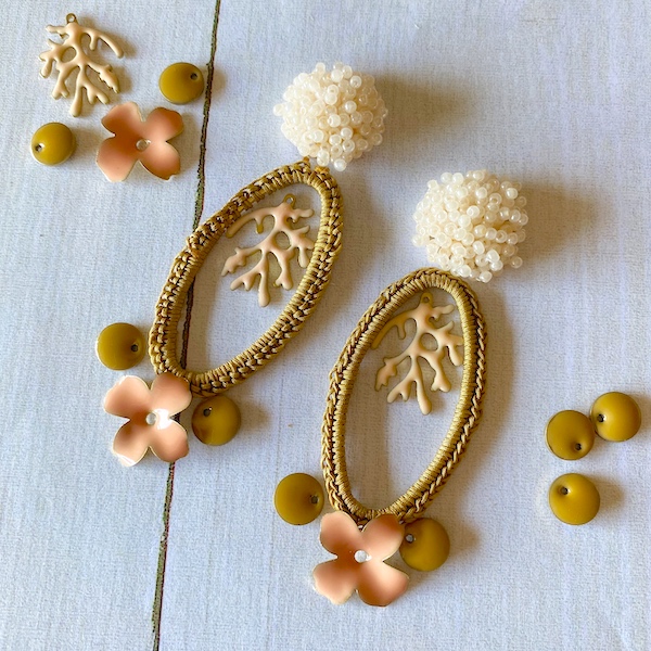 Ogquaton Orecchini a forma di ape con strass colorati vintage Orecchini pendenti in finta perla con perle regalo Creativo e utile