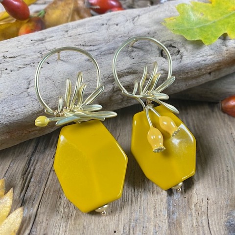 Orecchini con perle in resina "Autumn Dallodil"