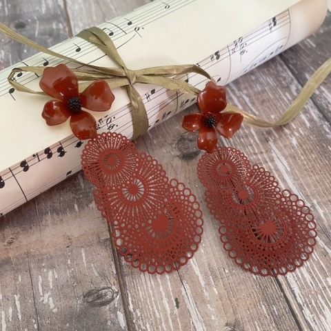 Orecchini smaltati "Petali di Rame"